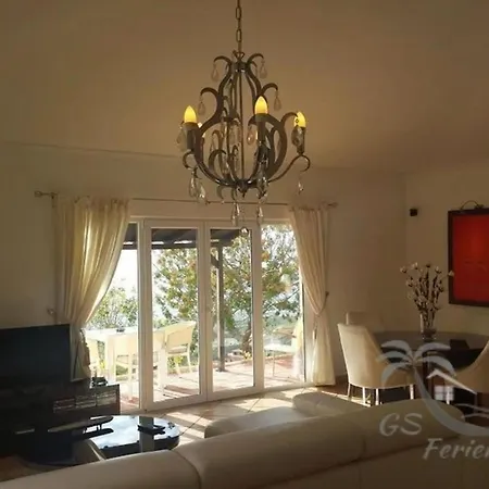Casa Holger Nyaraló *